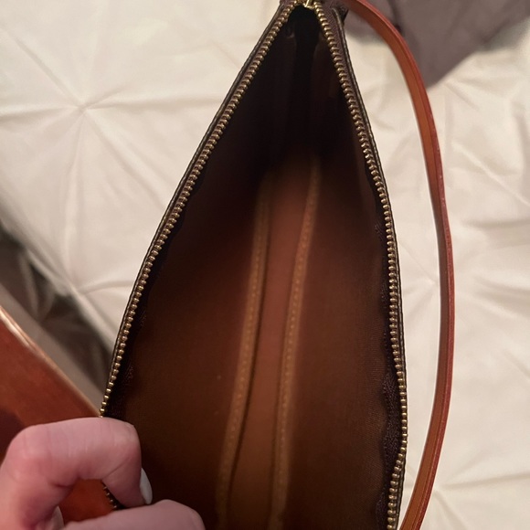 SOLD Authentic Louis Vuitton Pochette Accessoires - Picture 4 of 10